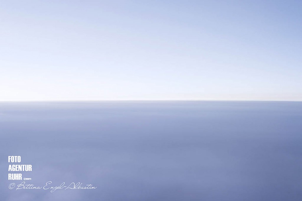 Horizont - Der Himmel - 2014 Bettina Engel-Albustin / fotoagentur-ruhr moers — mit Bettina Engel-Albustin.